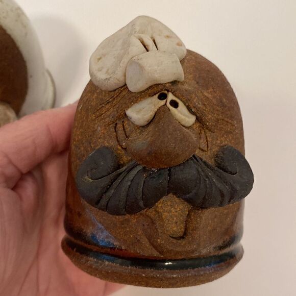 Funny Face Men Chef Hat Salt and Pepper Shakers - Picture 4 of 8